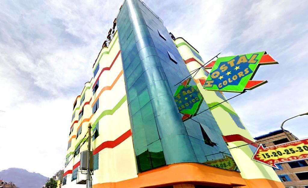 Hotel Colors San Juan Lima